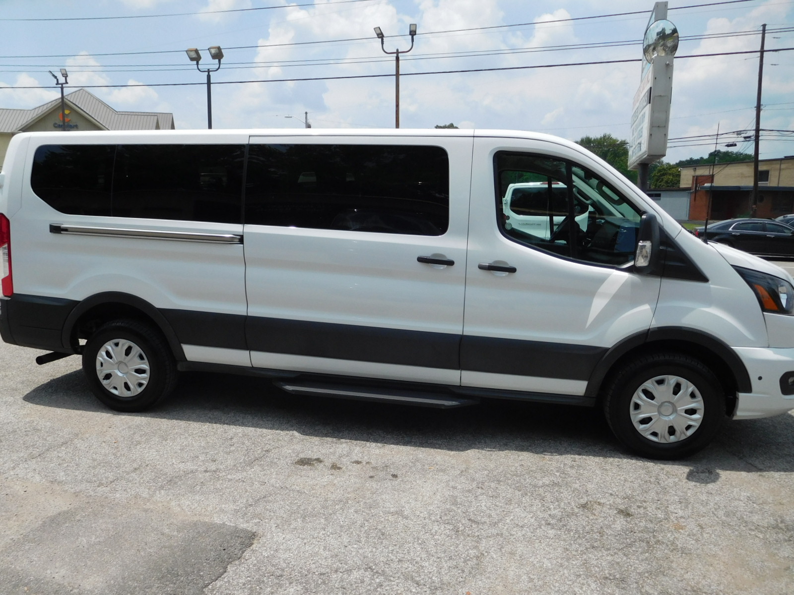 ford transit passenger van 2025 1FBAX2YG0SKA09435 image ford transit passenger van 2025 1FBAX2YG0SKA09435 image